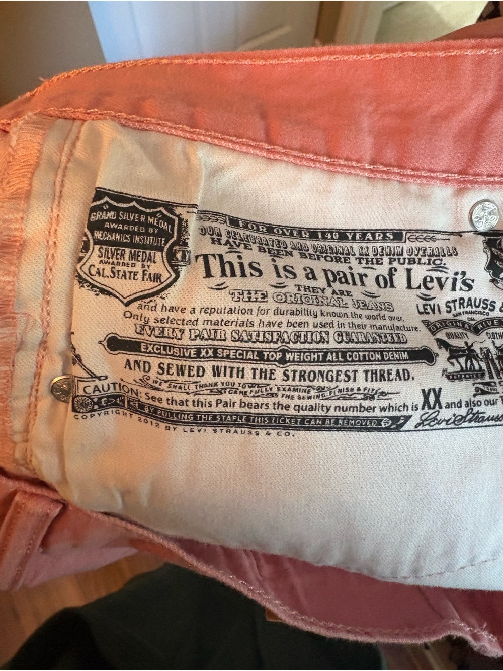 Levi's 501 Original Coral Pink High Rise Denim Shorts Size 29 - Picture 7 of 13